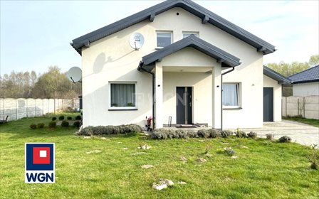 Dom inwestycyjny z 2 niezależnymi mieszkaniami, 2019 dom Częstochowa, Lisiniec, Sudecka