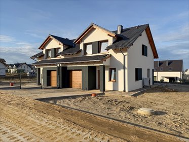 Nowoczesny bliźniak z garażem, 127 m², bez PCC dom Pępowo, Jana Trepczyka