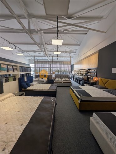 Nowoczesny lokal 215 m² z dużymi witrynami i parkingiem lokal użytkowy Lubin, Legnicka