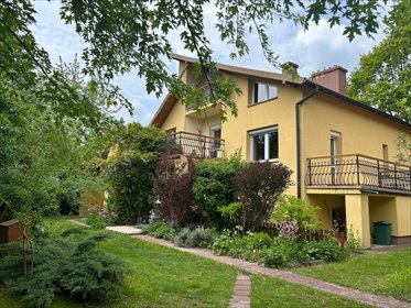 dom na sprzedaż 200m2 dom Brwinów