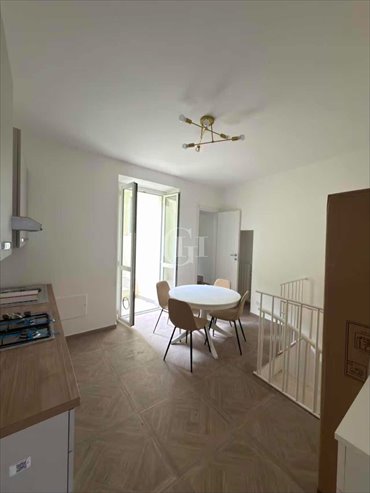 Odnowione duplex z widokiem na Jezioro Como polecam mieszkanie Colonno