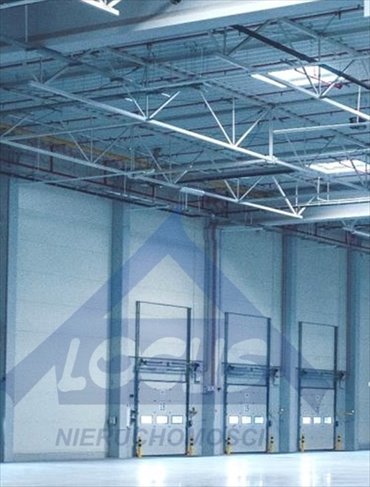 Magazyn 2569 m² z dokami, blisko Warszawy. magazyn Janki