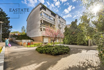 Przestronny 5-pokojowy apartament z balkonami i garażem mieszkanie Warszawa, Ochota, Włodarzewska