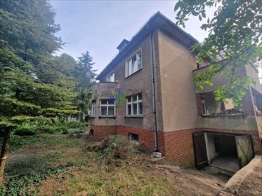 Przestronny dom 381 m2 z możliwością podziału i działalnością. dom Jelcz-Laskowice