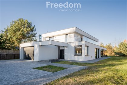Sprzedam luksusowy dom 337 m² z nowoczesnym wyposażeniem w Łazach dom Łazy, Kryształowa