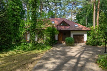 Zapraszam do obejrzenia domu 270 m² z dużą działką i niezależną kawalerką dom Sulejówek, 11 Listopada