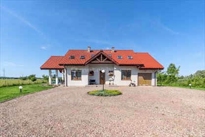 Dom 180 m² z ogrodem i fotowoltaiką - polecam dom Krekole