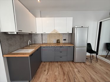 Gotowe do zamieszkania, po remoncie, z aneksem kuchennym mieszkanie Świebodzice