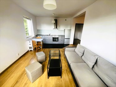 Kawalerka 32 m² w Chojnicach - umeblowany salon i miejsce parkingowe mieszkanie Chojnice, BRZOZOWA