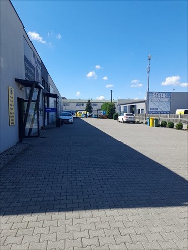 Sprzedam lokal usługowo-handlowy 800 m² z parkingiem i najemcami lokal użytkowy Kalisz