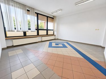 Słoneczny lokal biurowy 30 m² przy parkingu - polecam lokal użytkowy Koszalin, Gnieźnieńska