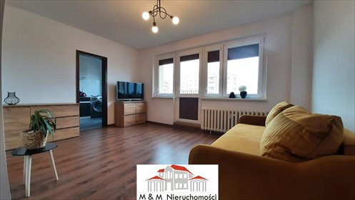 Na wynajem przestronne 33 m² w Grudziądzu z nowoczesną kuchnią mieszkanie Grudziądz