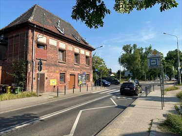 Inwestycja z lokalem usługowym i dwoma mieszkaniami! dom Wrocław, Henryka Michała Kamieńskiego