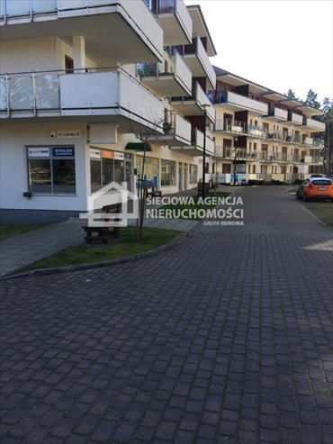 Na sprzedaż lokal użytkowy 37,13 m² z witrynami i aneksem kuchennym lokal użytkowy Stegna