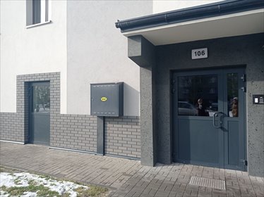 Wynajem lokalu 38,39 m² z wejściem od klatki. lokal użytkowy Sosnowiec, Wagowa
