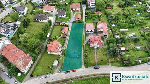 Działka 11 arów z widokiem na Jasło, media, budynek działka Jasło