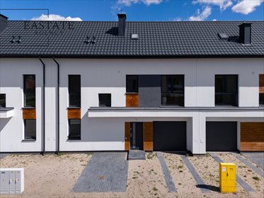 Nowoczesny dom w Solec z dużą działką i 3 łazienkami dom Solec, Konwalii