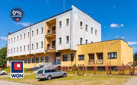 Budynek biurowy 2415 m² z parkingiem - Radom Młodzianów lokal użytkowy Radom, Młodzianów, Gajowa