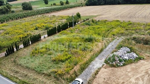 Na sprzedaż przestronna działka 1847 m² w Rudniku działka Rudnik