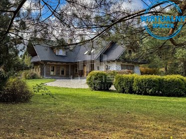 Urokliwy dom z bali na dużej działce w Krągu dom Krąg