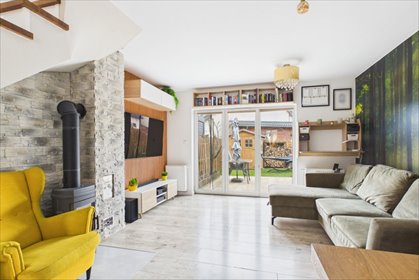 Dom z ogrodem, kominkiem i gotowy do zamieszkania dom Borowiec, Janusza Korczaka