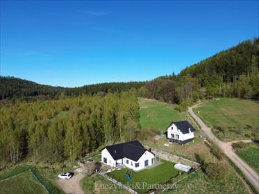 Dom parterowy z widokiem na Śnieżkę i lasem dom Lubawka