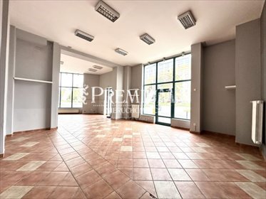 Na wynajem przestronny lokal 126 m² z witrynami w Wrocławiu lokal użytkowy Wrocław, Krzyki, Południe, Zaporowska