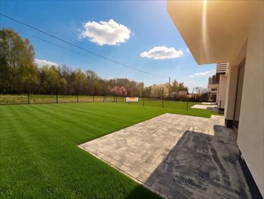 Dom z dużą działką i funkcjonalnym układem w Rącznej dom Rączna, Krakowska