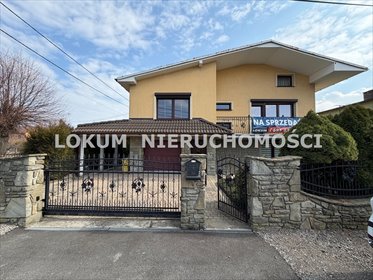 dom na sprzedaż 210m2 dom Bąków, Jasna