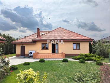 Zapraszam do obejrzenia domu 128 m² w Kruszynie z garażem i poddaszem do adaptacji dom Kruszyn