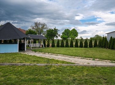 Przestronna działka 3308 m² z ogrodem i altaną w Bożnówie działka Bożnów