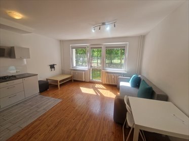Na wynajem komfortowe 38 m² mieszkanie z aneksem kuchennym mieszkanie Piotrków Trybunalski, Juliusza Słowackiego