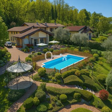 Ekskluzywna willa z basenem i ogrodem 2000 m². dom Besozzo, Besozzo