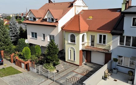 dom na sprzedaż Bielawa 200 m2