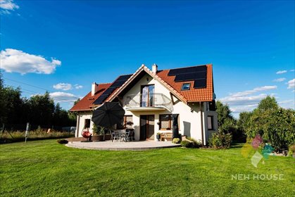 Dom 140 m² z garażem, fotowoltaiką i klimatyzacją dom Stawiguda