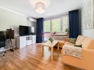 Na wynajem przestronne 30 m² mieszkanie z balkonem i widokiem na park mieszkanie Kraków, Podgórze, Jana Długosza
