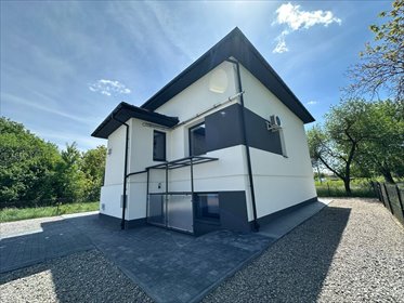 Nowoczesny budynek z 6 w pełni wyposażonymi mieszkaniami dom Rzeszów, Warszawska