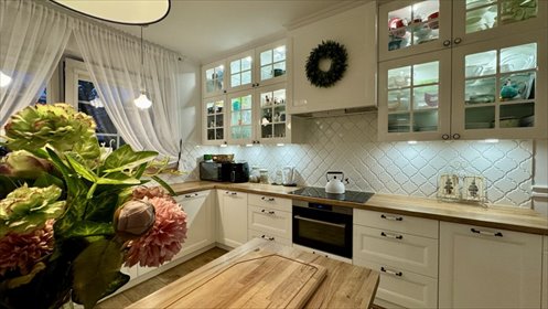 Sprzedam elegancki dom 150 m² z kominkiem i garażem w Jeleniej Górze dom Jelenia Góra