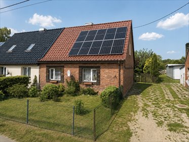 Dom z fotowoltaiką i pompą ciepła w Kczewie dom Kczewo