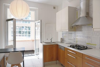 Na sprzedaż przestronne 113 m² mieszkanie 5 pokoi z balkonem w Katowicach mieszkanie Katowice, Śródmieście, Henryka Sienkiewicza