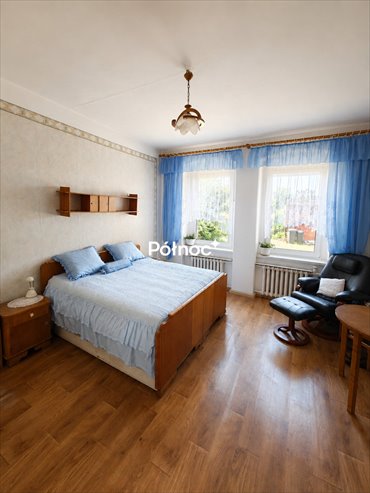 Sprzedam przestronne mieszkanie 82,5 m² z garażem i dużym potencjałem mieszkanie Jędrzejów