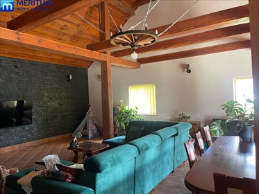Przestronny dom 300 m2 z ogrodem, kominkiem i własną działalnością dom Czarny Las