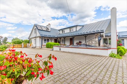 Dom z potencjałem agroturystycznym 280 m² - polecam! dom Sadurki