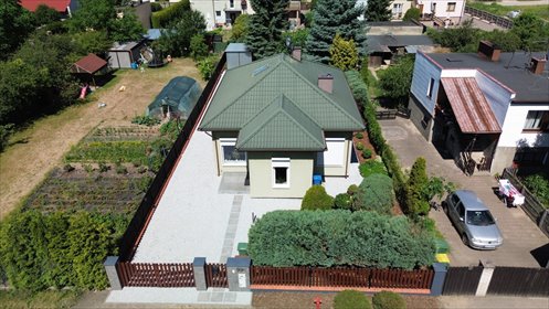 Dom z nutą nieoczywistości. dom Zgierz, Szczawińska