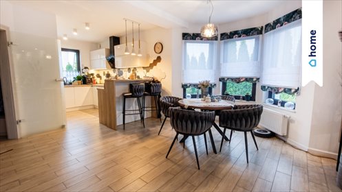 Przestronny dom z garażem i prywatną garderobą dom Lubicz Dolny, Topolowa