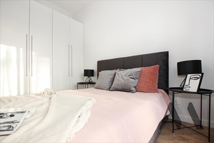 Nowoczesny dwupokojowy apartament z balkonem i garażem w centrum mieszkanie Wrocław, Walońska