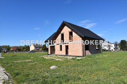 Nowoczesny dom 165 m² z dużym ogrodem i garażem dom Lipiny