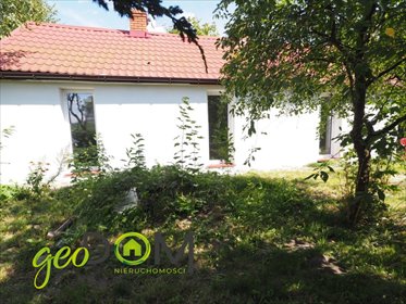 Do sprzedania dom drewniany 67 m² z ogrodem i panelami PV dom Jagodne