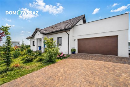 Do sprzedania przestronny dom 221 m² z eleganckim salonem i tarasem dom Rogoźnik