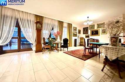 Przestronny dom 180 m2 z ogrodem i kominkiem dom Radonie